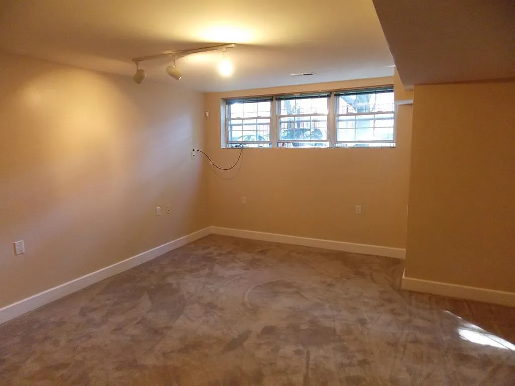 Living Room - 2505 N Talman Ave #B