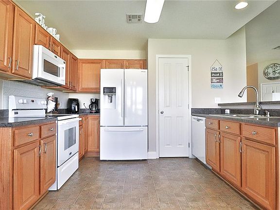 2nd image of 2613 Susie Ct