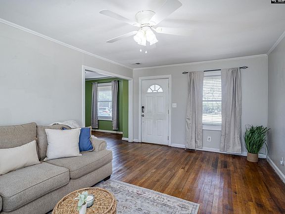 2nd image of 1016 Willis St