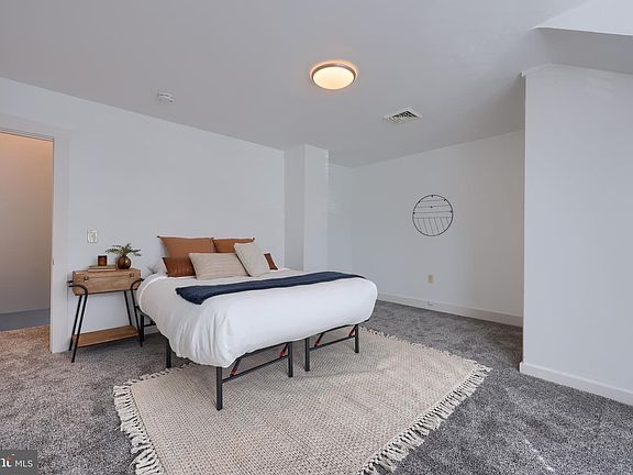 Bedroom #1