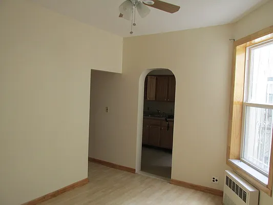 Rented by Windsor Homes Realty Corp | media 12