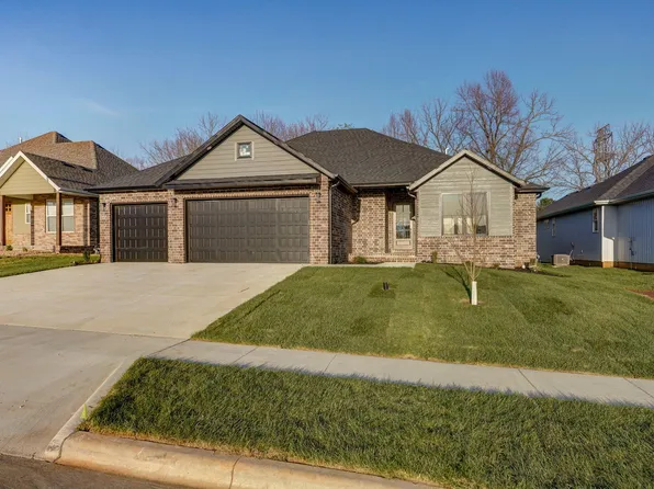 4898 S Sycamore Avenue, Springfield, MO 65810