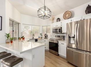 426 N Cobblestone St, Gilbert, AZ 85234