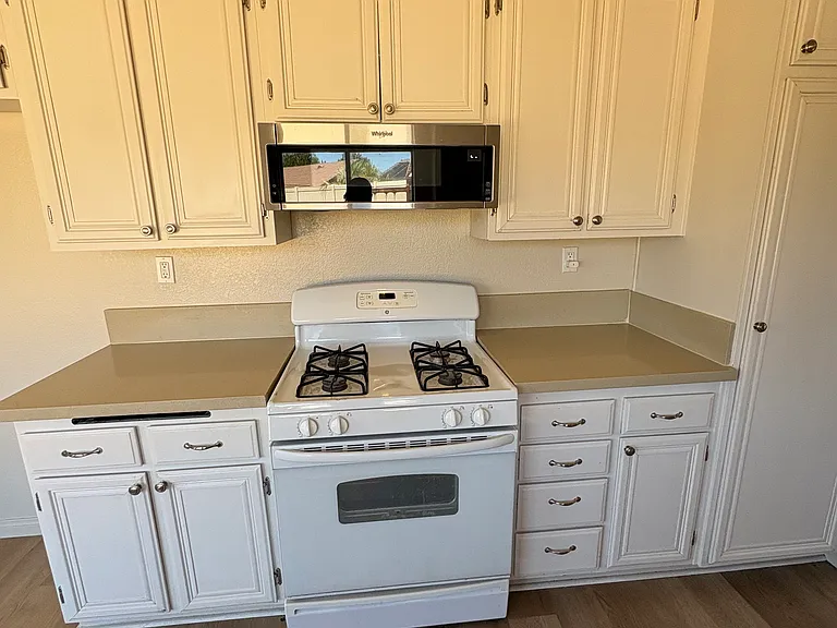 13984 Tom Ct — Photo 9