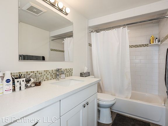 4th image of 1715 Harvard Ave APT 12