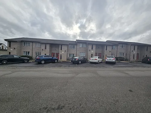 613 Hawthorne St #203 Photo 1