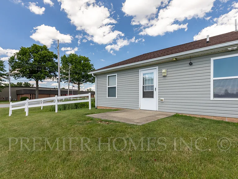 811 Serenity Ln #811 — Photo 5