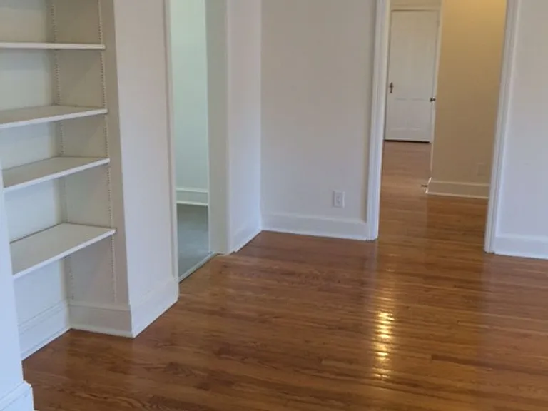684 Farmington Ave #4-6 — Photo 4