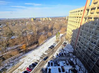 350 Quigley Rd #724, Hamilton, ON L8K5N2