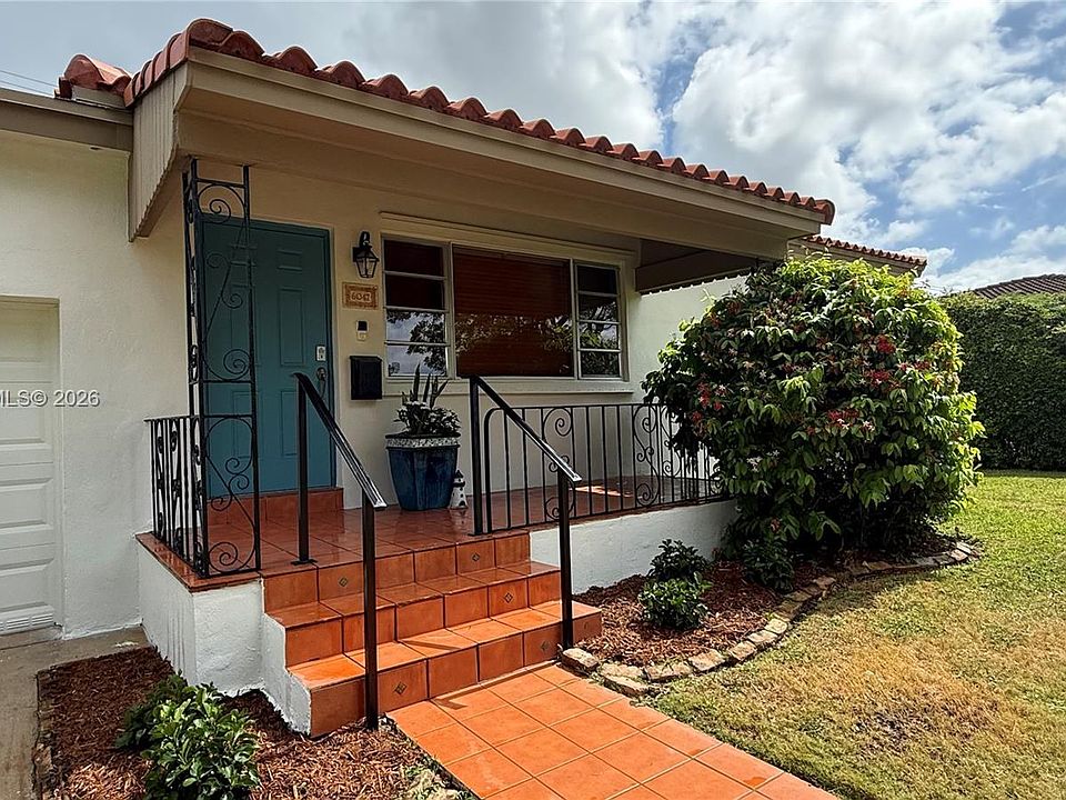 2nd image of 6047 SW 14th St