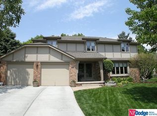 2306 S 154th Cir, Omaha, NE 68144