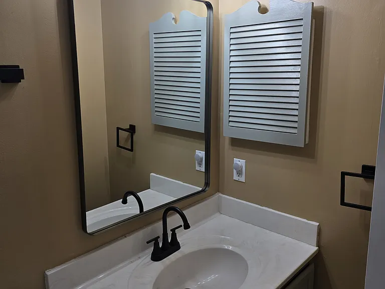 2737 Cottage Pl — Photo 12
