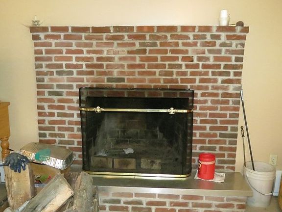 5th image of 32 Meadow St