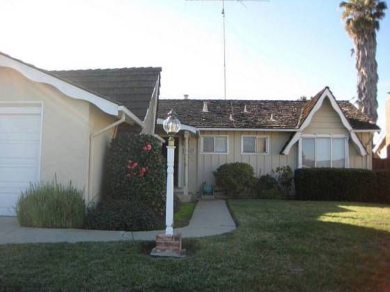 1st image of 1567 McGregor Way