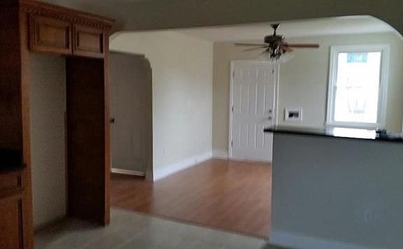 2nd image of 4911 Miles Dr