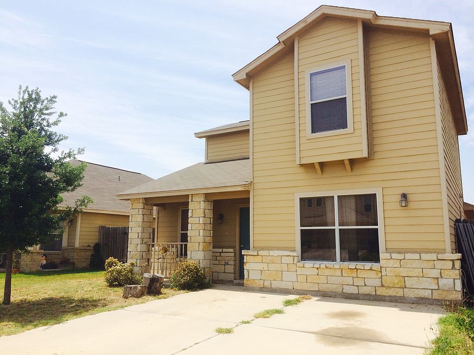 2nd image of 1418 Cozumel Dr