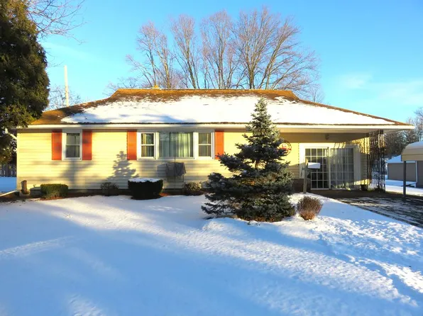 110 Cook St, Bath, NY 14810