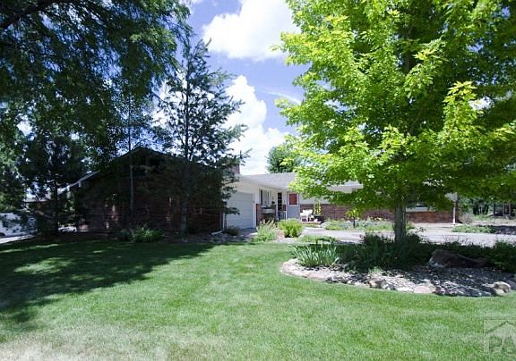 3rd image of 7 Dittmer Cir