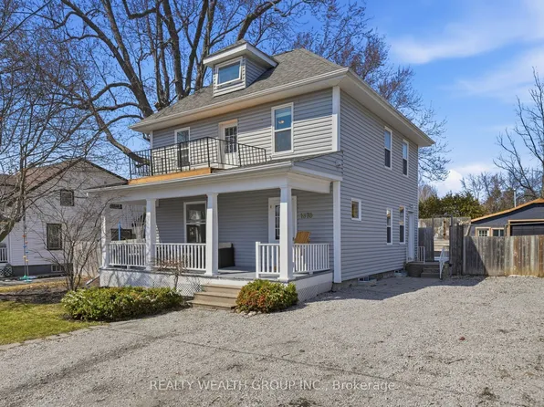 1678 David St, Pickering, ON L1Y 1B2