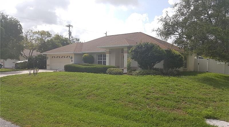 2nd image of 1247 Royal Rd