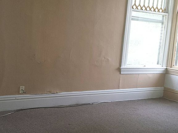 5th image of 1227 12th Ave APT 3