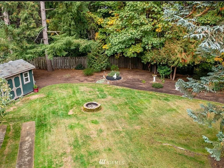 20915 W Richmond Rd — Photo 5