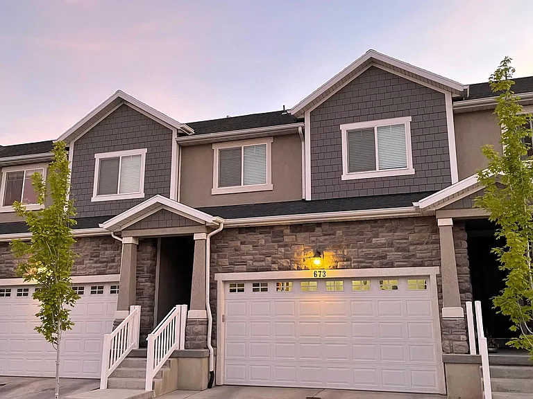 673 N Fall Creek Dr — Photo 3