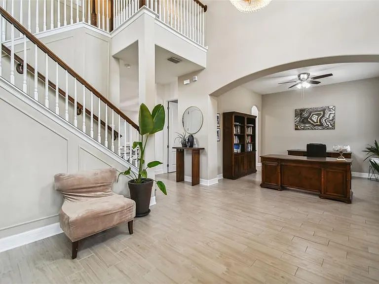 10627 Mistflower Ln — Photo 6