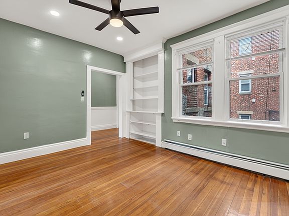 5th image of 129 Harrishof St Floor 3