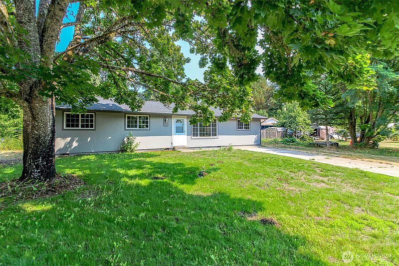 2nd image of 4735 Gallup Court SE