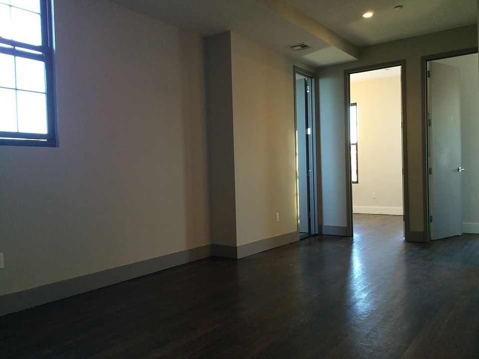 1st image of 314 Suydam St APT 3R