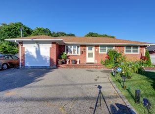 11 Orient Ave, Brentwood, NY 11717
