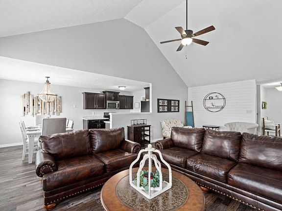 5th image of 3465 Sikorsky Ln