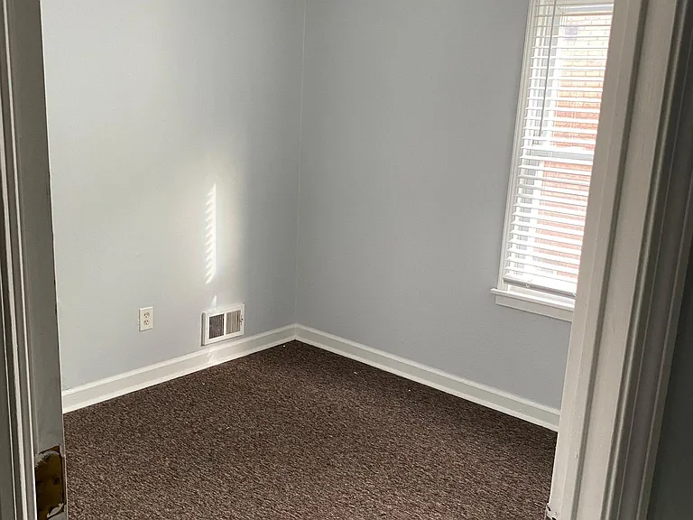 623 Mount Vernon St — Photo 11