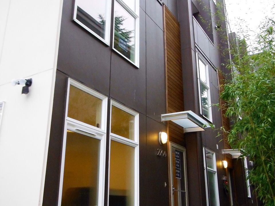 Front door entrance 