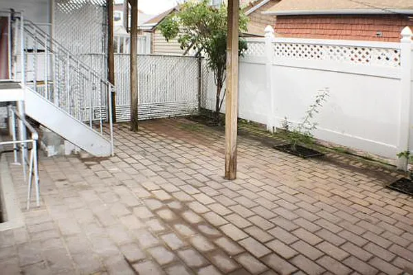 Sold by Fillmore | media 4