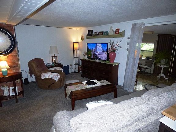 3rd image of 22 Vista Larga Dr