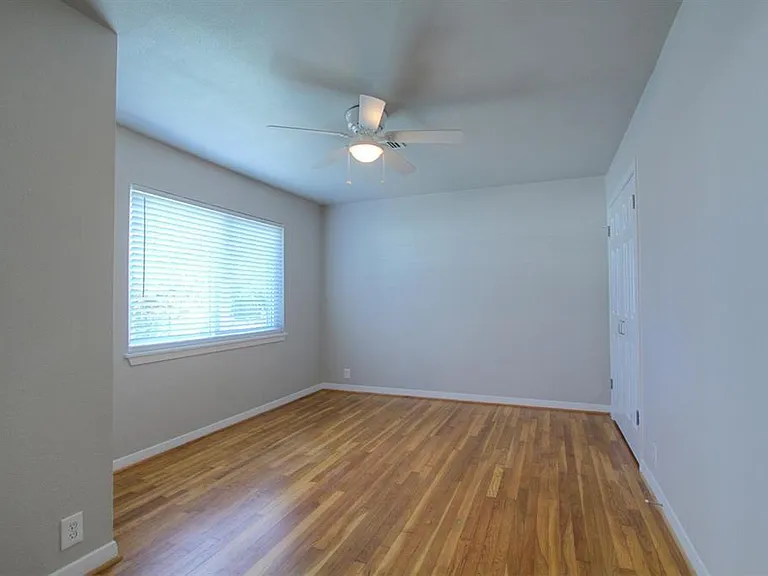 5611 Arboles Dr — Photo 12
