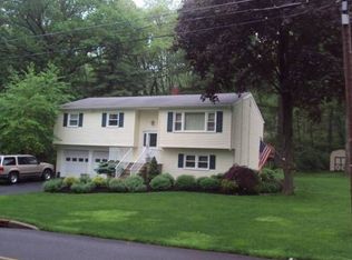 24 Emmans Rd, Ledgewood, NJ 07852