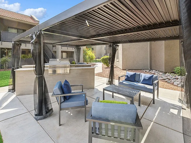 Saddle Ridge — Photo 15