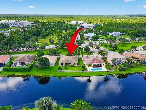 4th image of 1445 SE Legacy Cove Cir