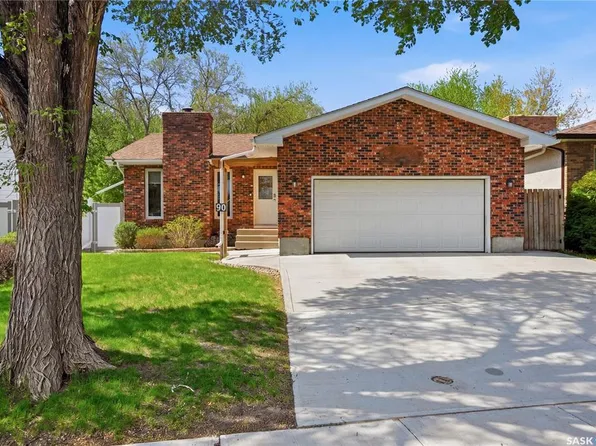 90 Edenwold CRESCENT, Regina, SK S4R 8A3