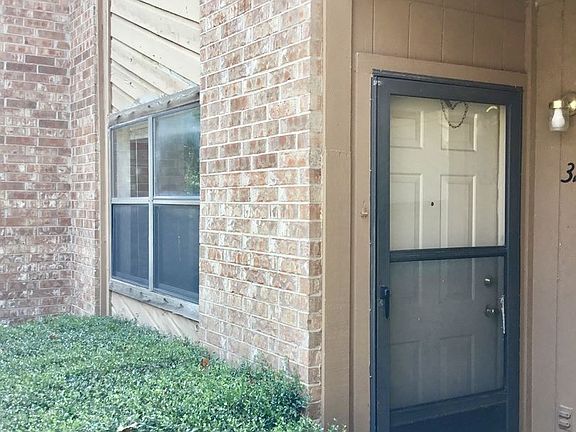 2nd image of 8012 NW 7th Pl APT 321
