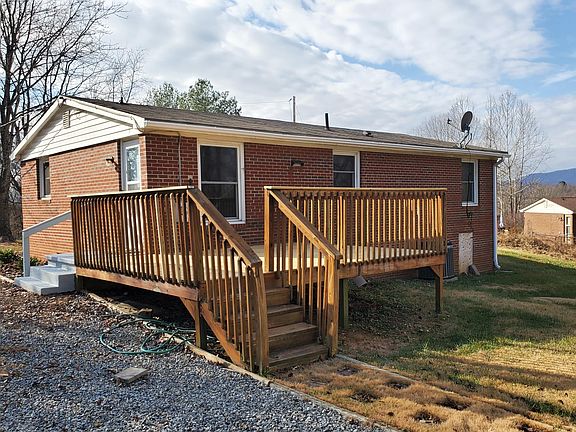 2nd image of 92 Clearview Dr