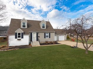 174 Vineyard Rd, Avon Lake, OH 44012