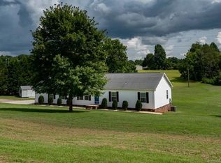 2287 Oweda Dr, Conover, NC 28613