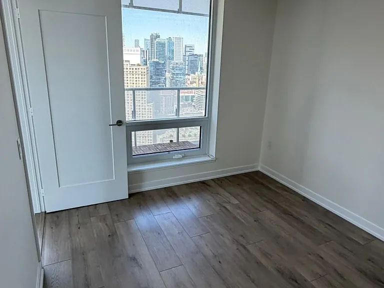 28 Freeland St #2904 — Photo 6