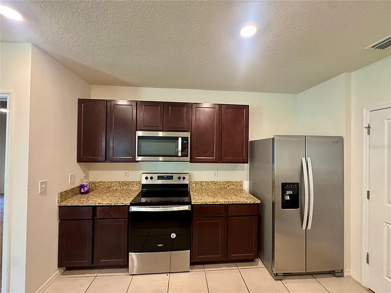16461 Little Garden Dr — Photo 6