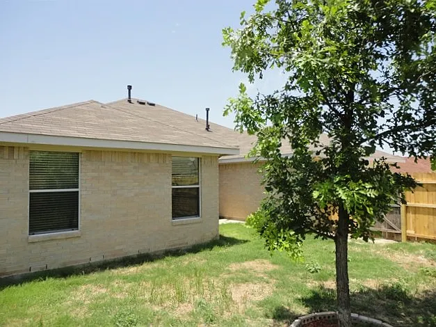 1120 Rio Bravo Dr — Photo 10