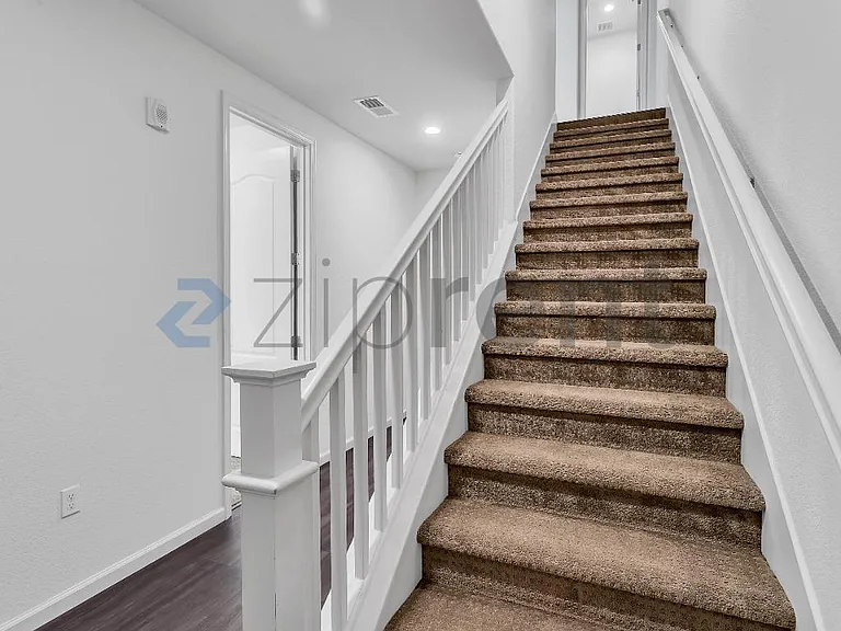 6914 Geyserville St — Photo 11